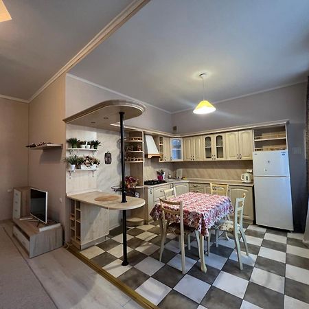 Apartment On Baseinaya Street 13 Київ Екстер'єр фото